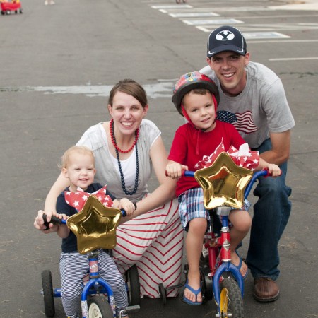 Snap Happy Mom Family on Independence Day
