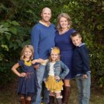 What to Wear - Navy and Yellow - Embree Photography What to Wear - Navy and Yellow