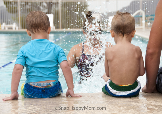 taking better swimmiing lesson photos