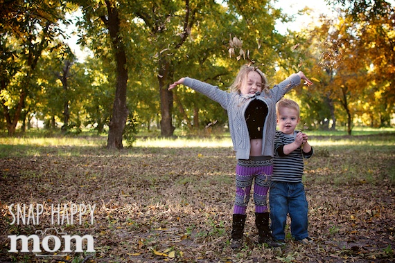 Encouraging Cooperation in Children's Portrait Sessions - www.SnapHappyMom.com