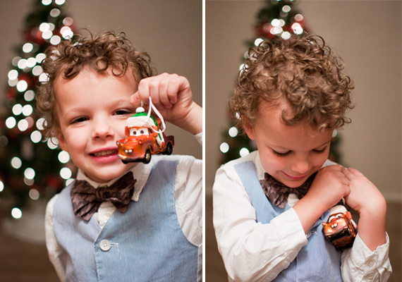 How To Take Christmas Pictures of Special Ornaments - www.SnapHappyMom.com