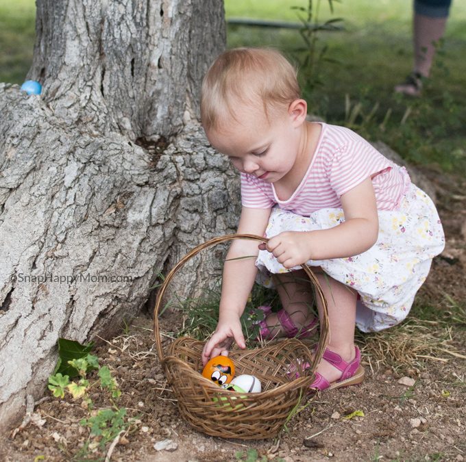 Wordless Wednesday - Easter Egg Hunts