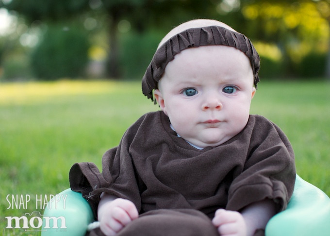 Robin Hood Family Costumes - a simple Friar Tuck costume for a baby - SnapHappyMom.com