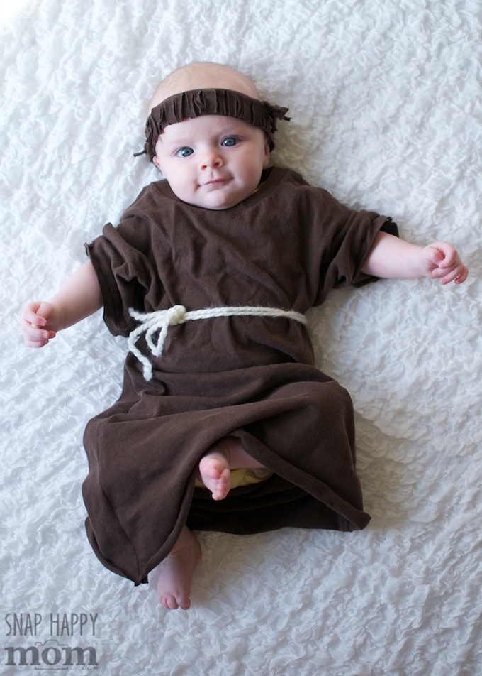 Robin Hood Family Costumes - a simple Friar Tuck costume for a baby - SnapHappyMom.com