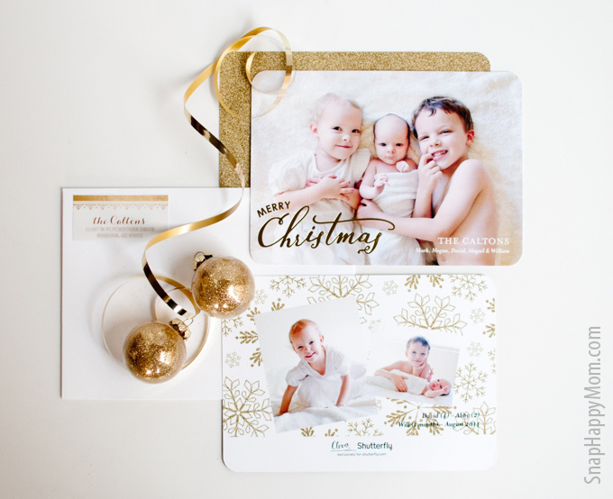 Finding The Perfect Gold Foil Holiday Card - SnapHappyMom.com - Gold Glitter Look