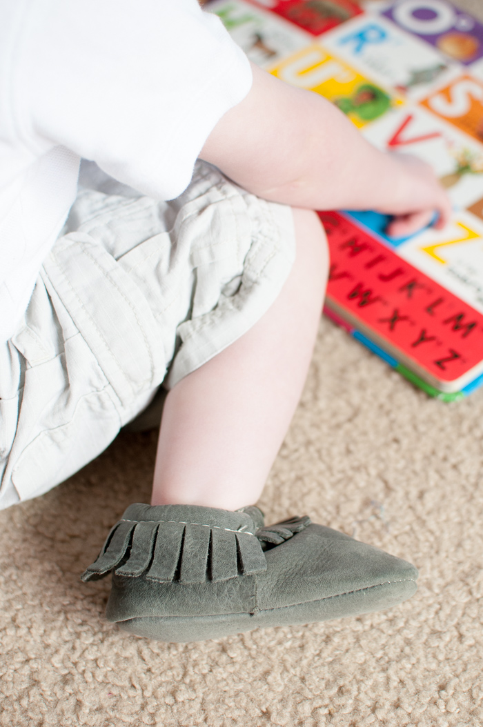 Learning How To Walk With Freshly Picked Moccasins - 20 month pictures to celebrate (finally) learning how to walk! - Snap Happy Mom