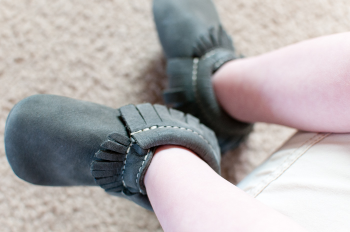 Learning How To Walk With Freshly Picked Moccasins - 20 month pictures to celebrate (finally) learning how to walk! - Snap Happy Mom