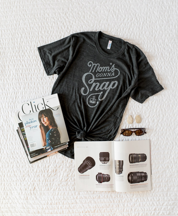 Click Magazine & cute "Mom's Gonna Snap" t-shirt