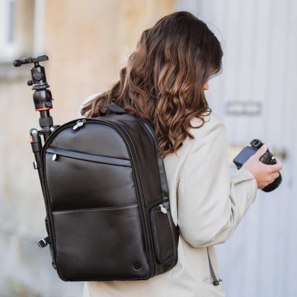 Stylish Camera Bags: Epiphanie Giveaway - Live Laugh Rowe