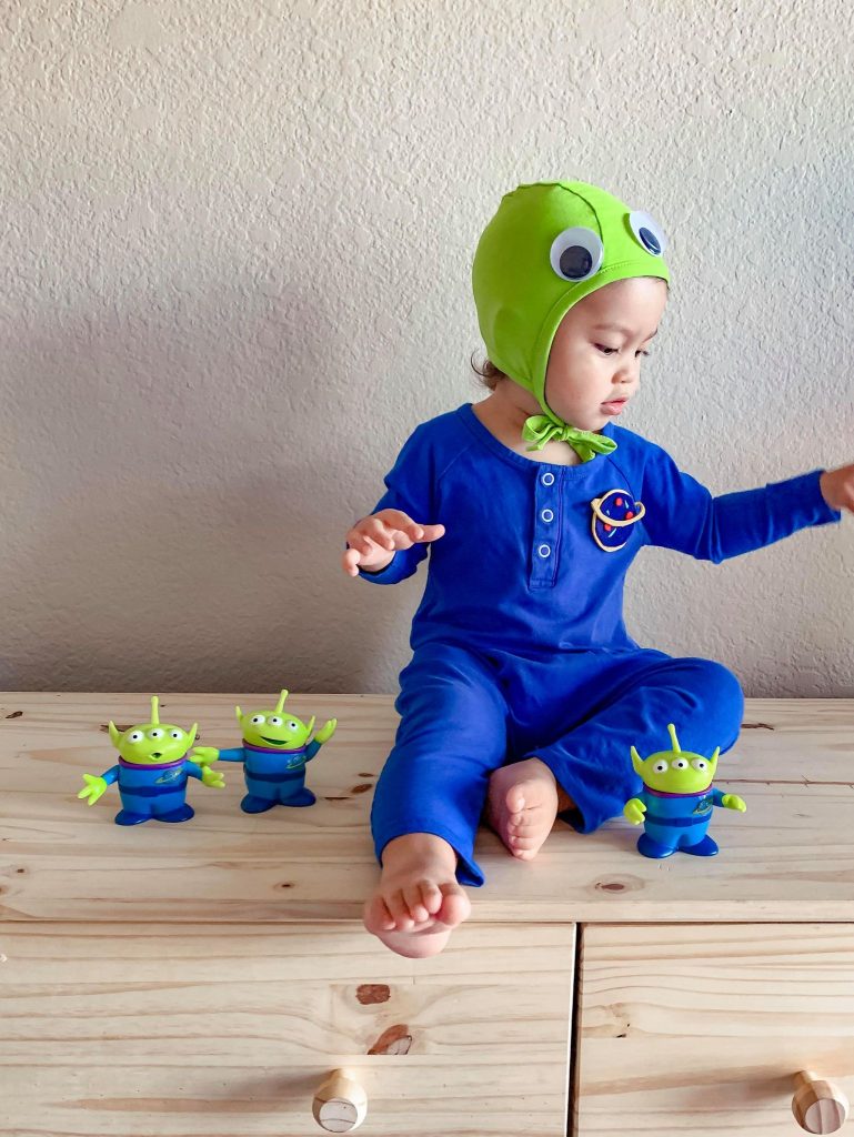 Baby alien costume hot sale diy